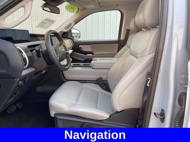 Used 2025 Ford Expedition Max Active AWD/4WD image 9