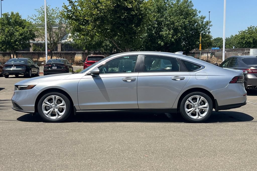 Used 2026 Honda Accord LX image 9