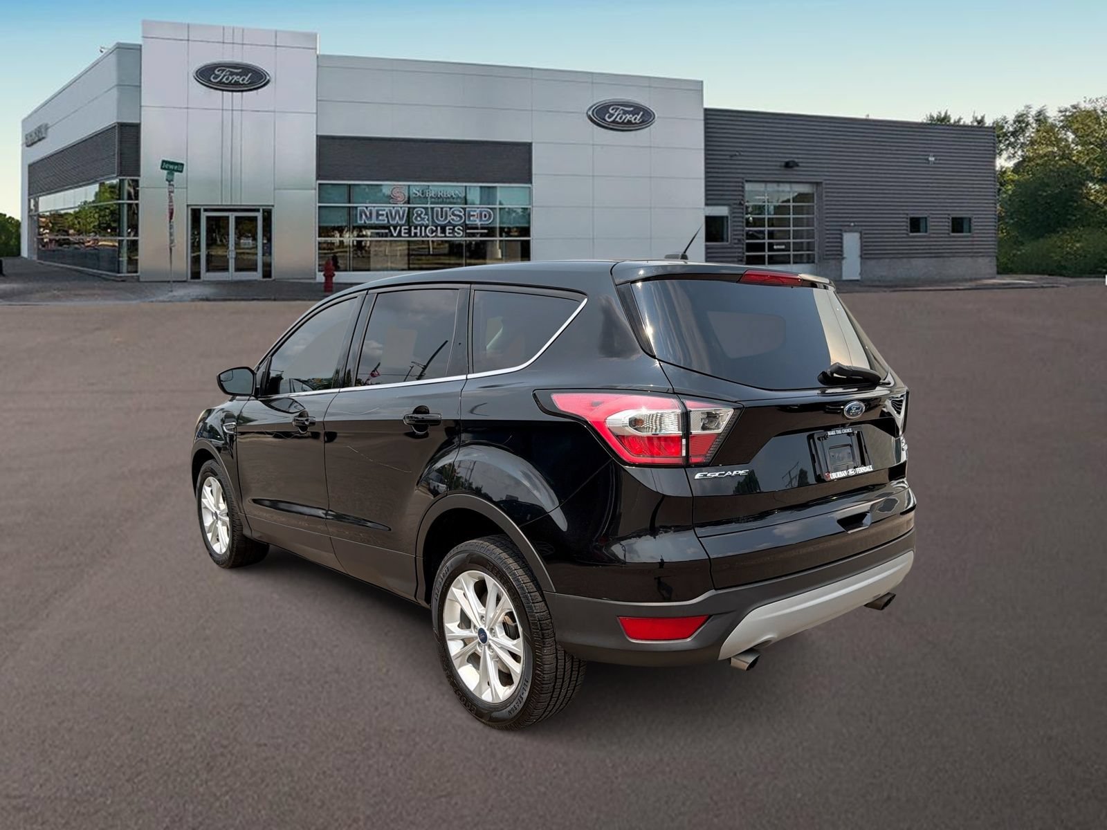 Used 2017 Ford Escape SE FWD image 7
