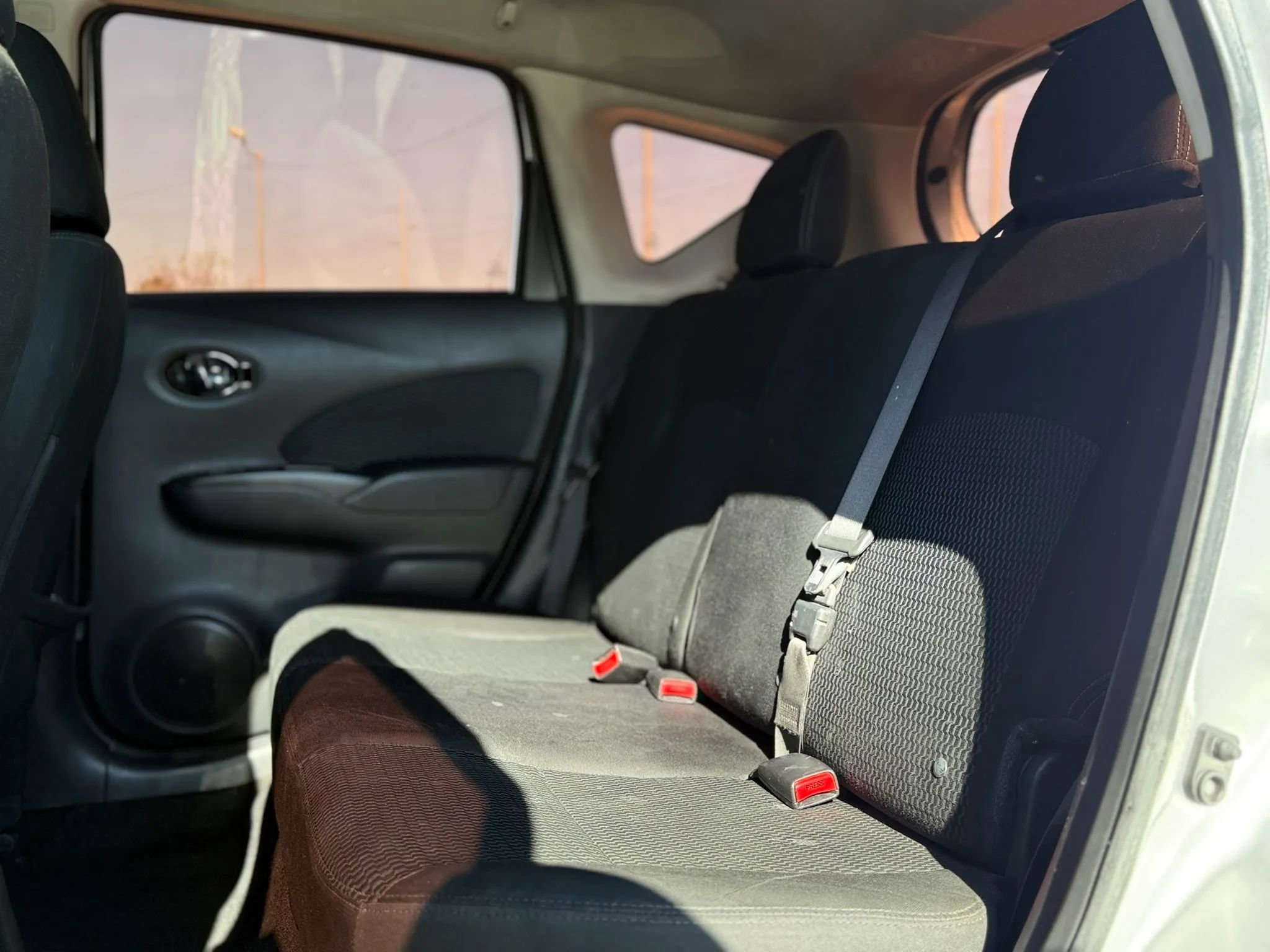 Used 2017 Nissan Versa Note SV image 33