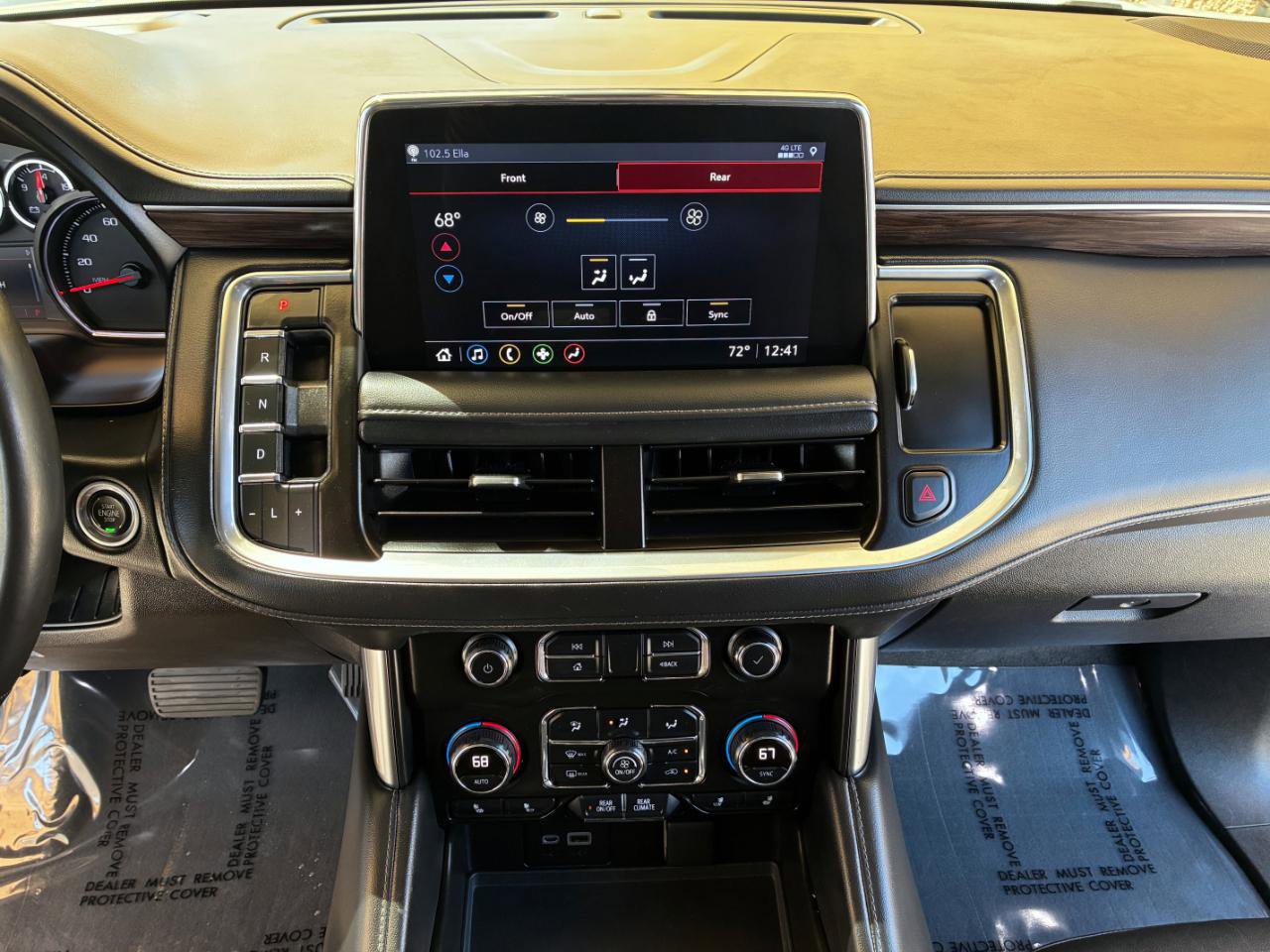 Used 2021 Chevrolet Tahoe Z71 image 24