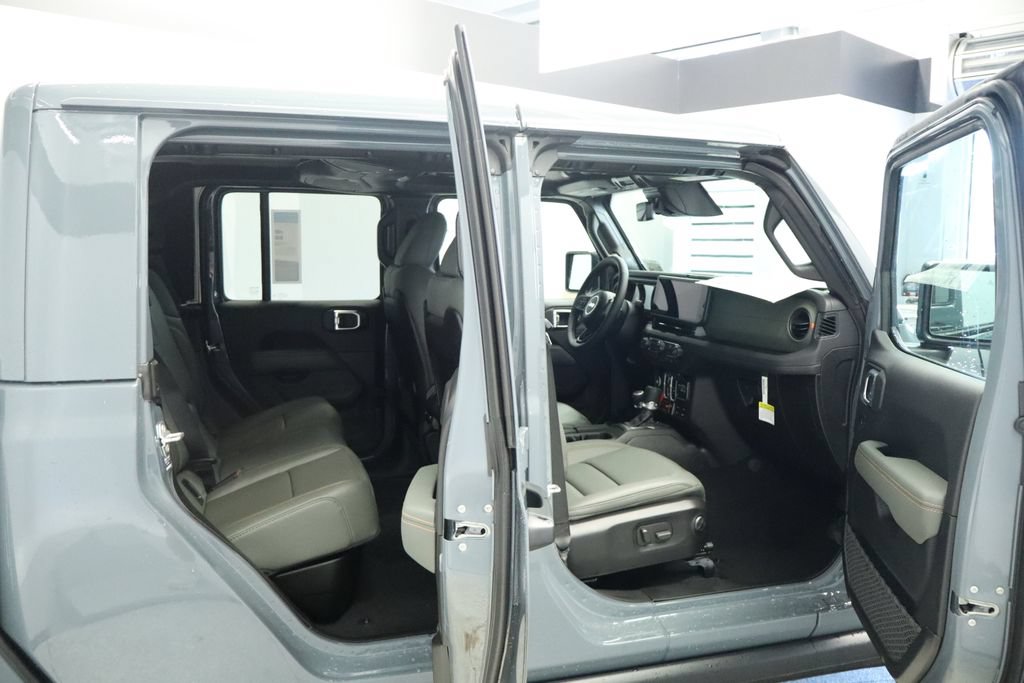 New 2026 Jeep Gladiator Mojave AWD/4WD image 23