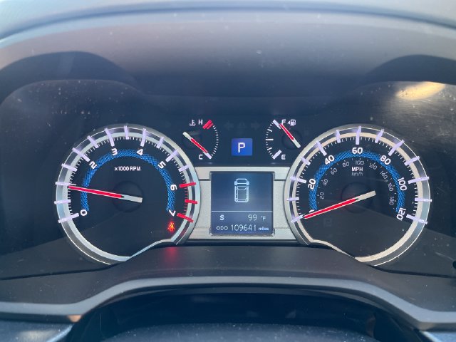 Used 2018 Toyota 4Runner TRD Off-Road AWD/4WD image 10