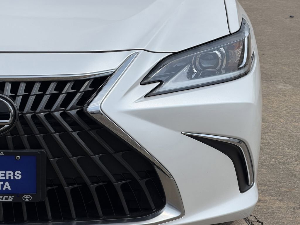 Used 2024 Lexus ES 350 w/ Accessory Package (Z2) FWD image 4