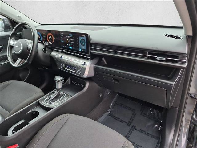 Used 2025 Hyundai Kona SEL FWD image 21