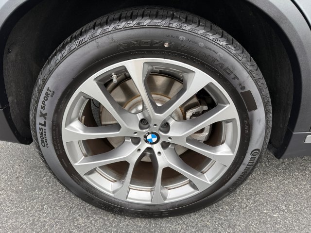 Certified 2026 BMW X5 xDrive50e w/ Climate Comfort Package AWD/4WD image 39
