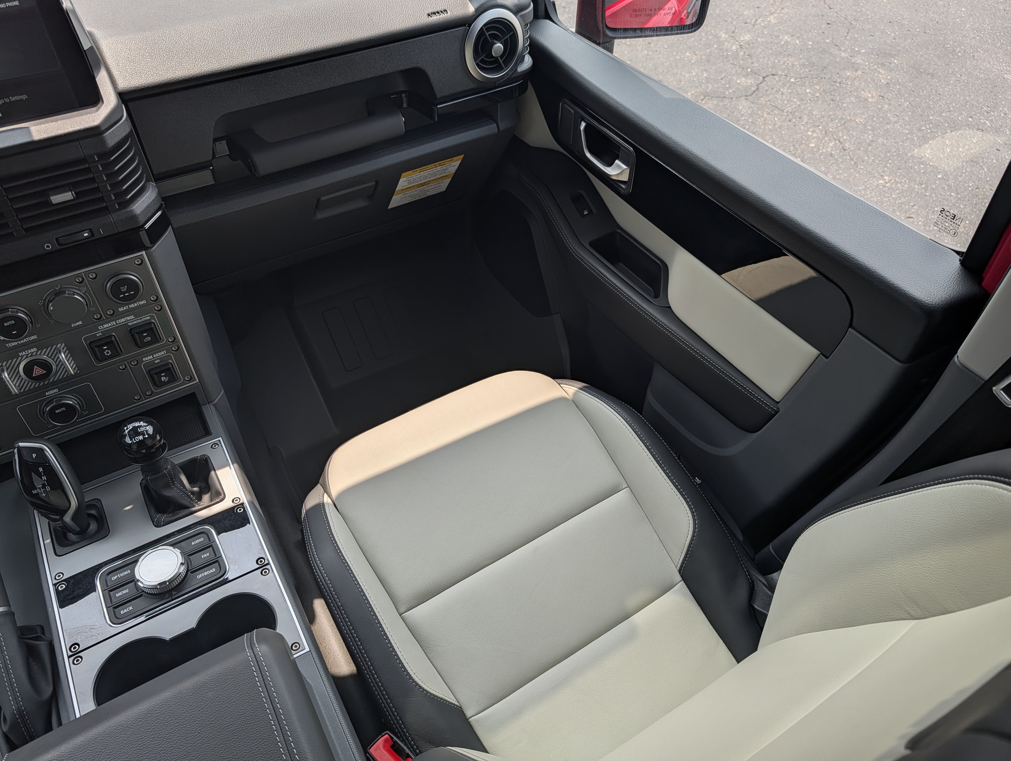 Used 2025 INEOS Grenadier Station Wagon AWD/4WD image 11