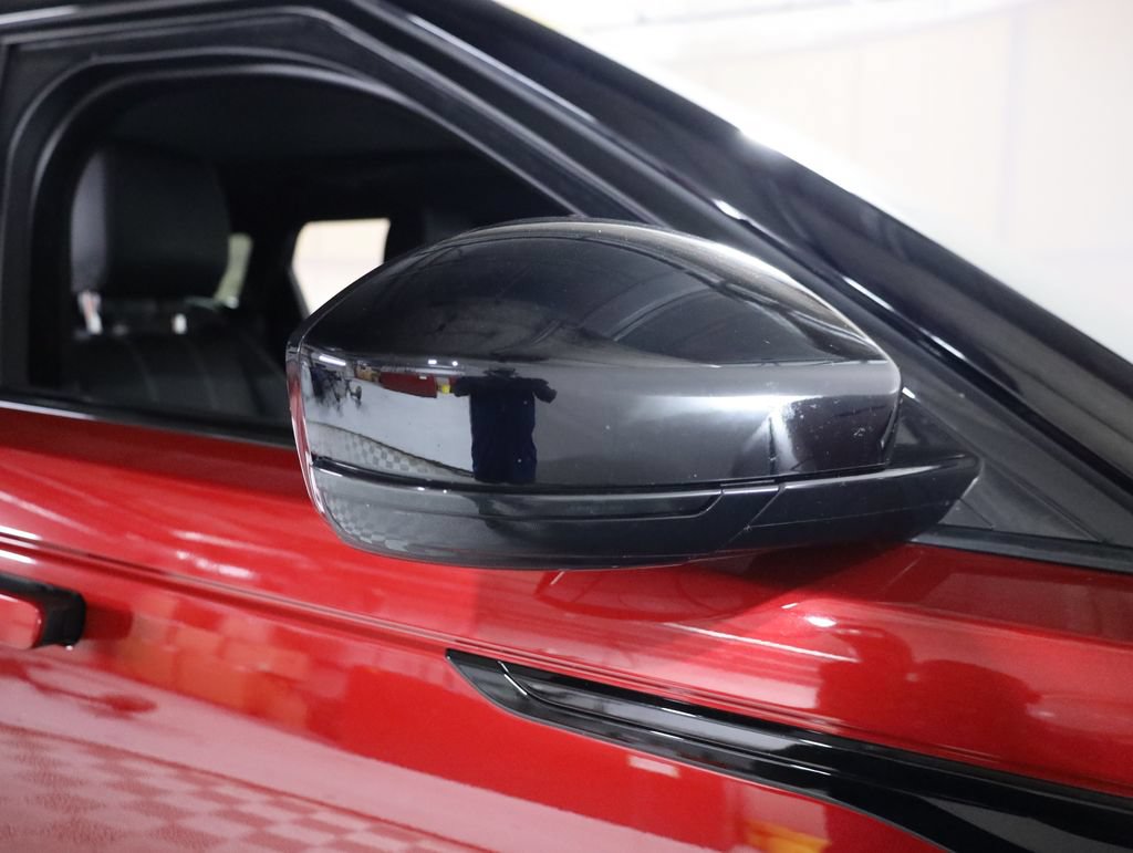 Used 2022 Land Rover Range Rover Velar R-Dynamic S AWD/4WD image 83