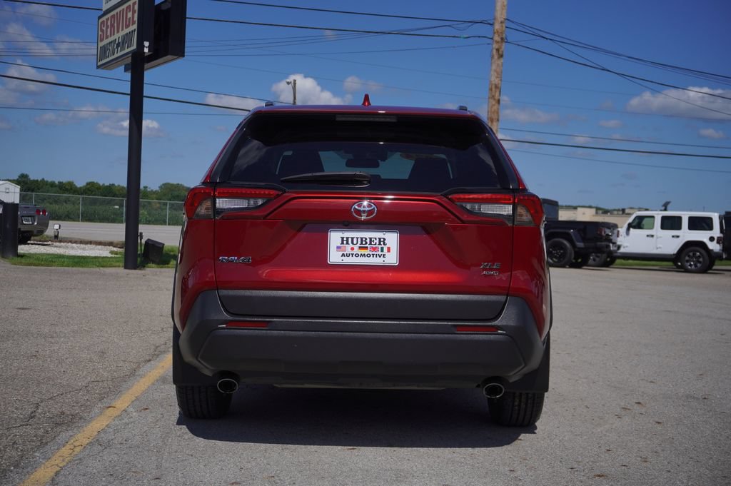 Used 2024 Toyota RAV4 XLE w/ Weather Package AWD/4WD image 6