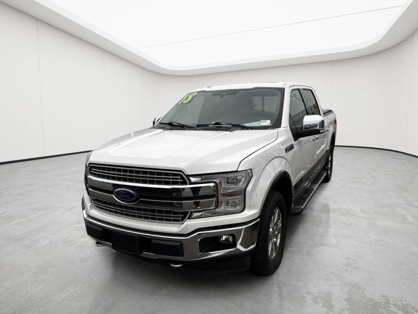 Used 2018 Ford F150 Lariat w/ Equipment Group 502A Luxury AWD/4WD image 3