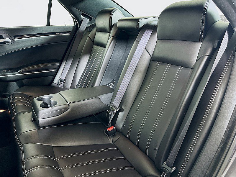 Used 2022 Chrysler 300 S image 22