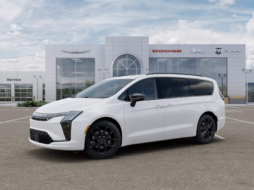 New 2027 Chrysler Pacifica Limited AWD/4WD image 2