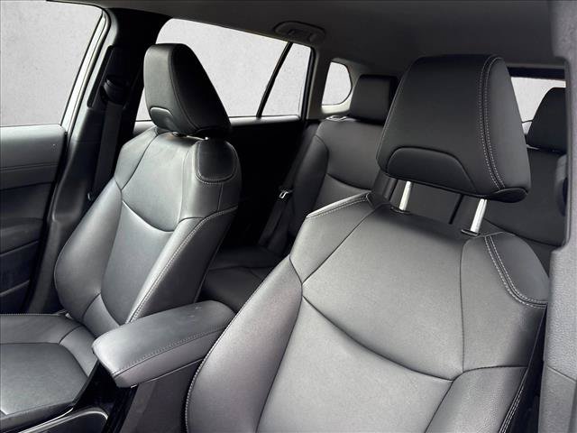 Certified 2025 Toyota Corolla Cross XLE FWD image 21
