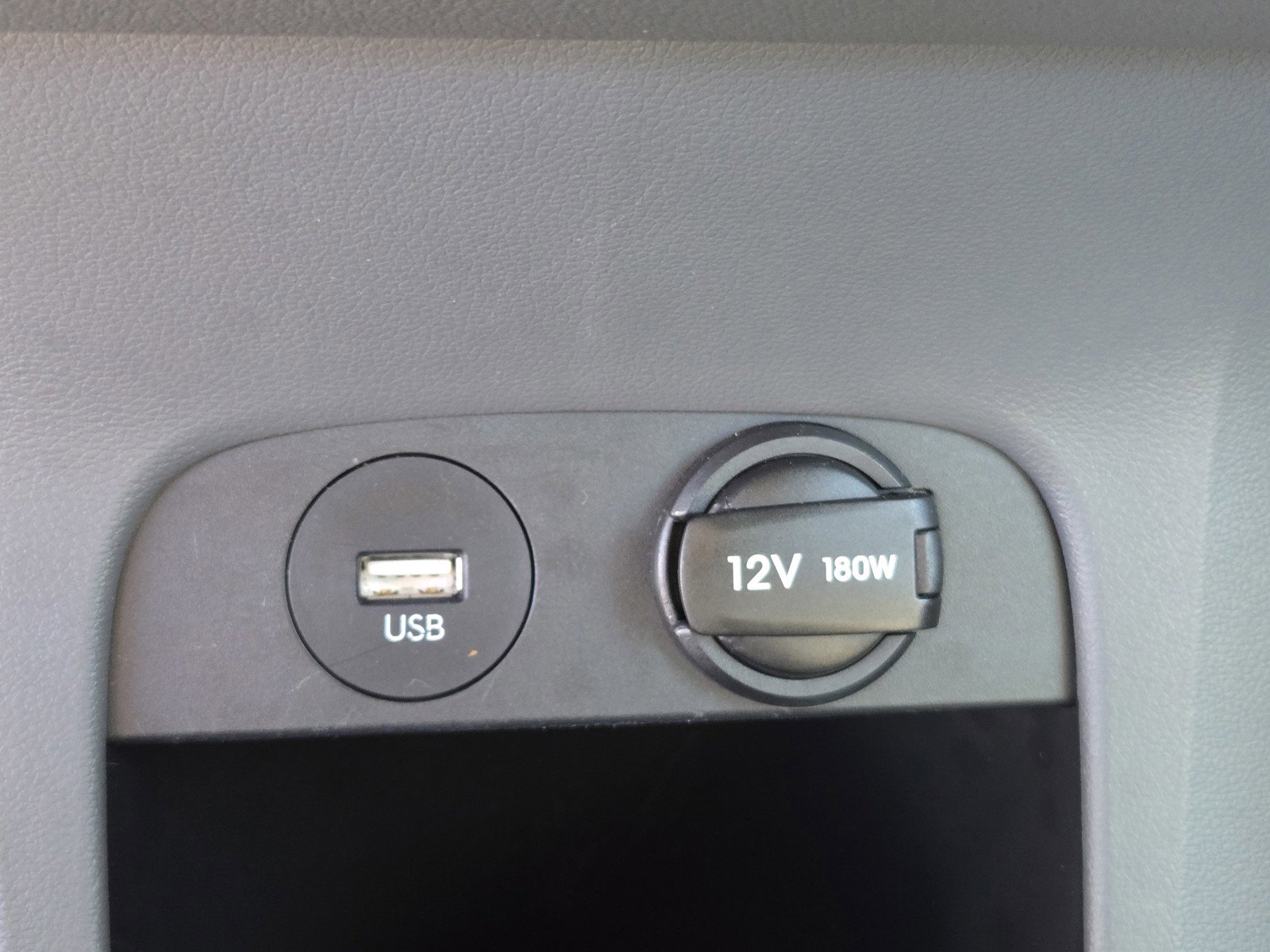 Used 2024 Hyundai Ioniq 5 SEL RWD image 25