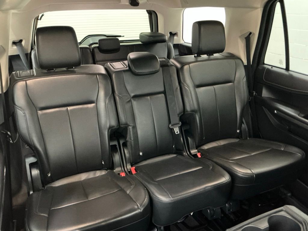 Used 2024 Ford Expedition XLT image 30