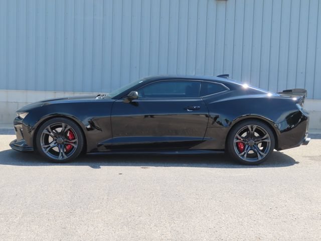 Used 2018 Chevrolet Camaro SS RWD image 6