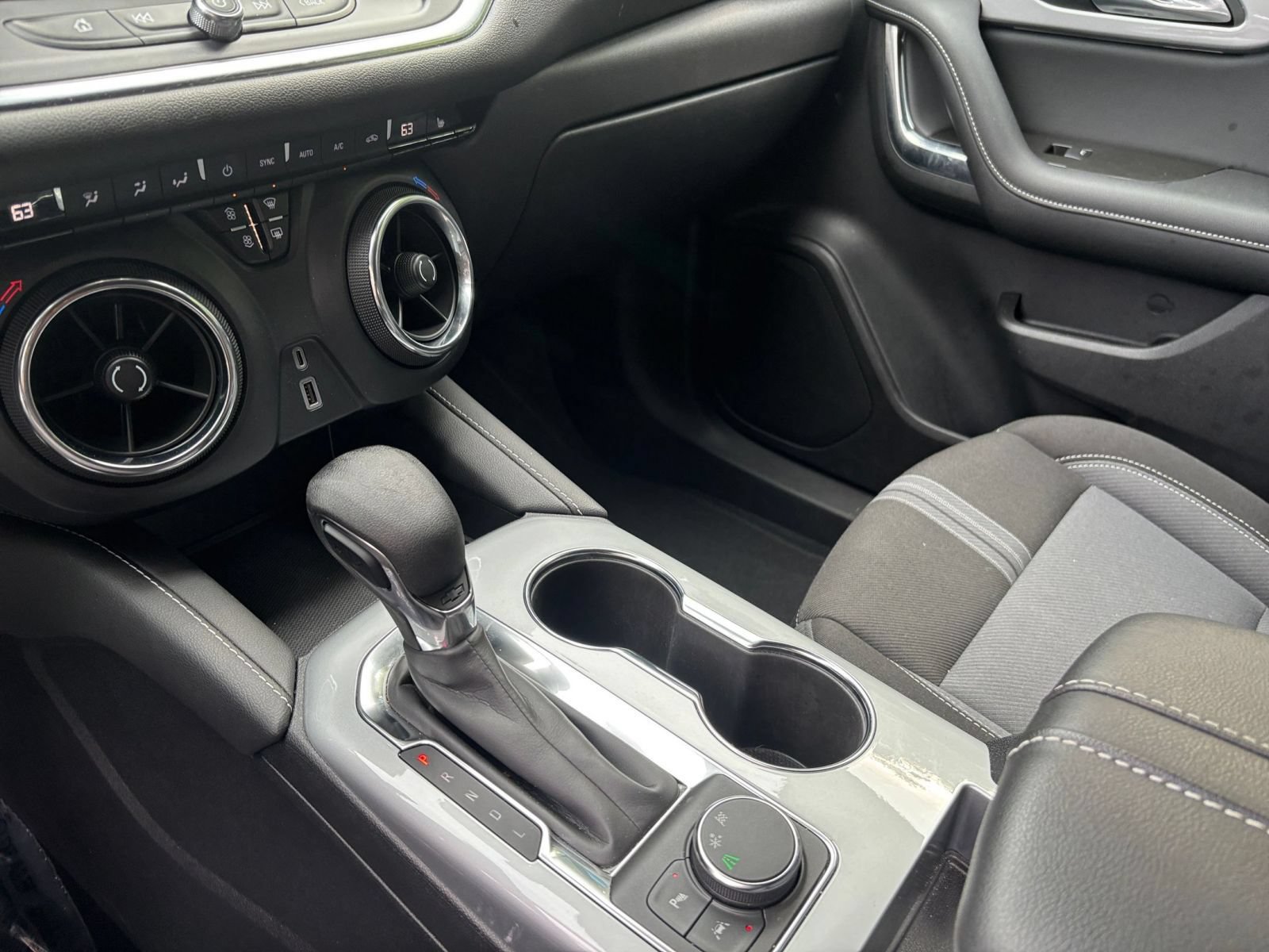 Used 2026 Chevrolet Blazer LT FWD image 36