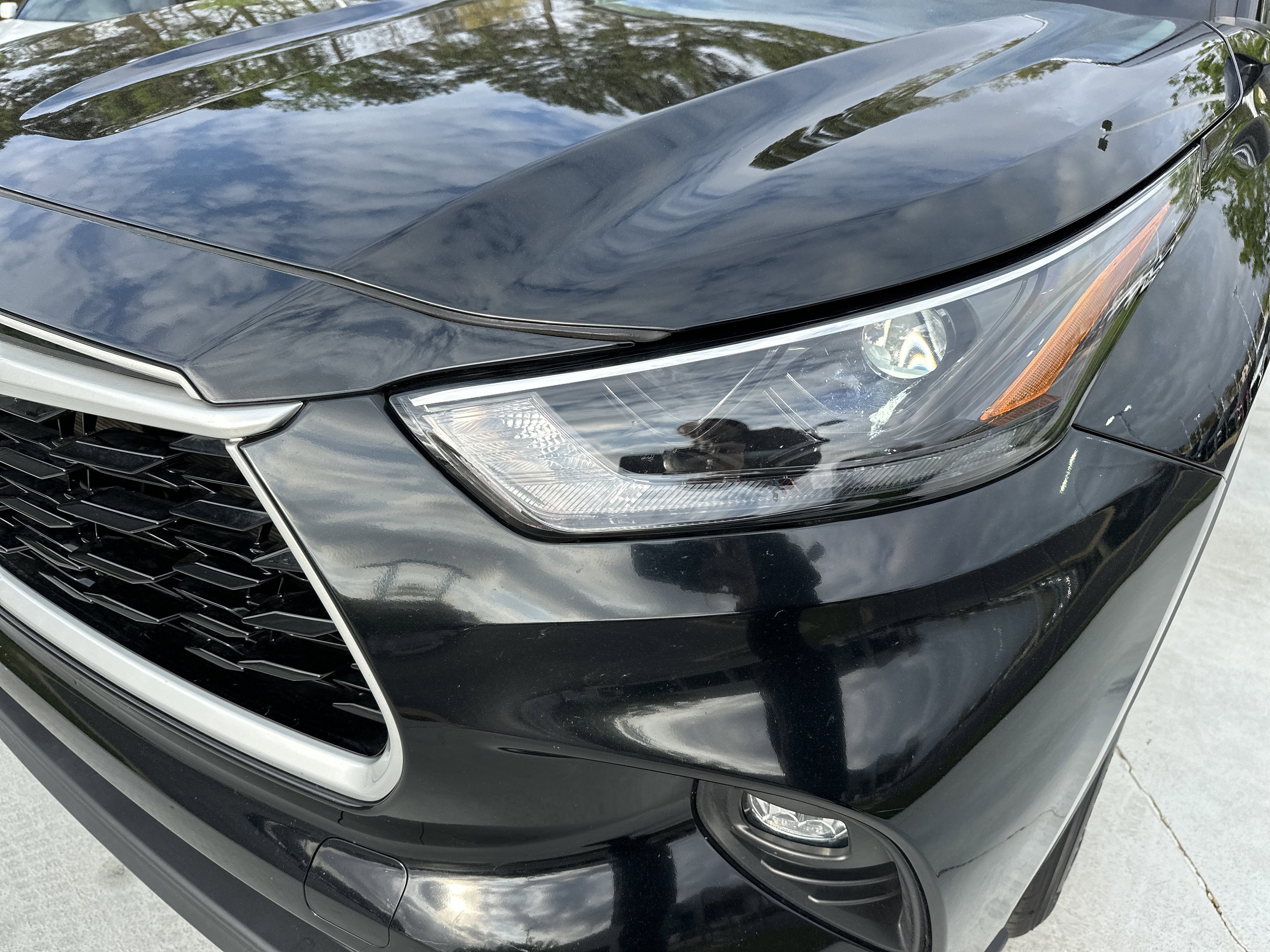 Used 2024 Toyota Highlander XLE image 6