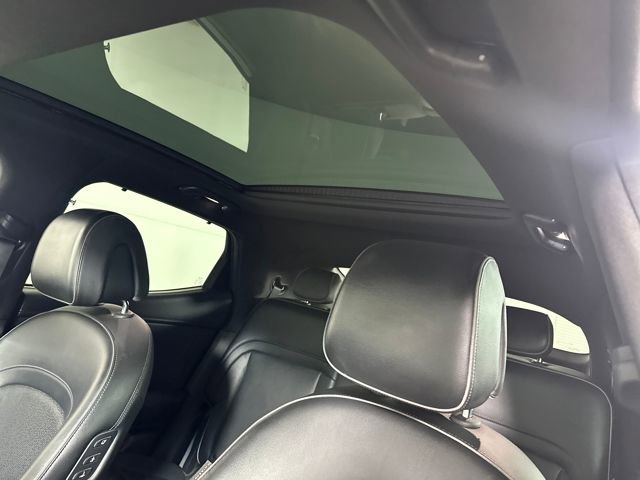 Used 2023 Genesis GV60 Advanced image 12