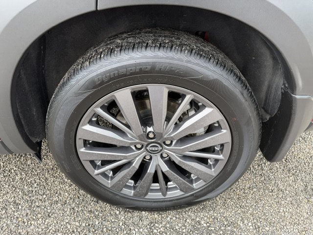 Used 2024 Nissan Pathfinder SL w/ SL Premium Package FWD image 9