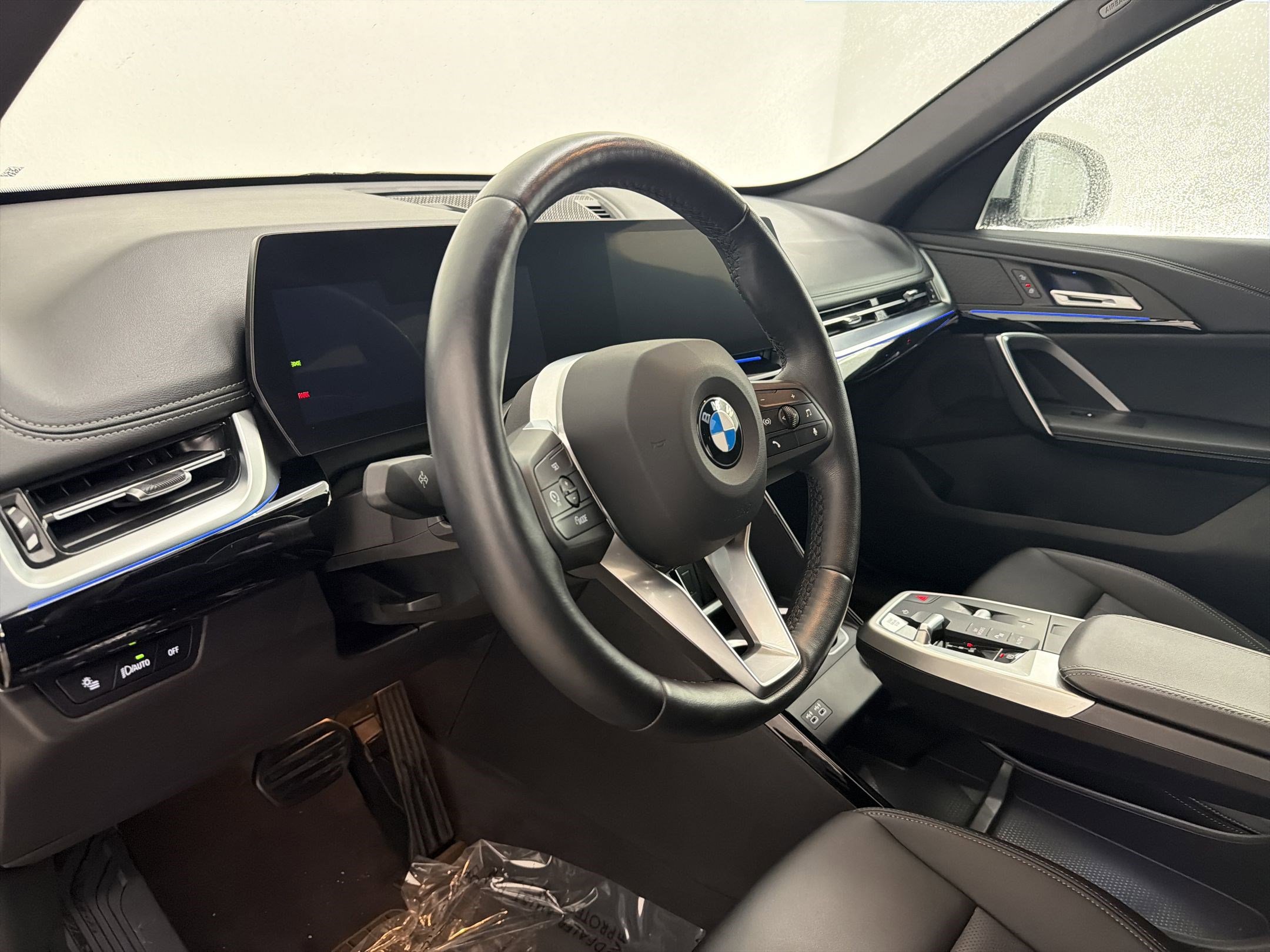 Used 2023 BMW X1 xDrive28i w/ Convenience Package image 4