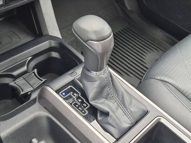 Used 2021 Toyota Tacoma Limited AWD/4WD image 12