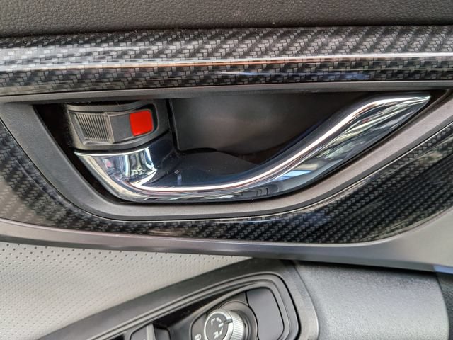Used 2019 Subaru Crosstrek 2.0i Limited w/ Moonroof Package w/Navigation AWD/4WD image 11
