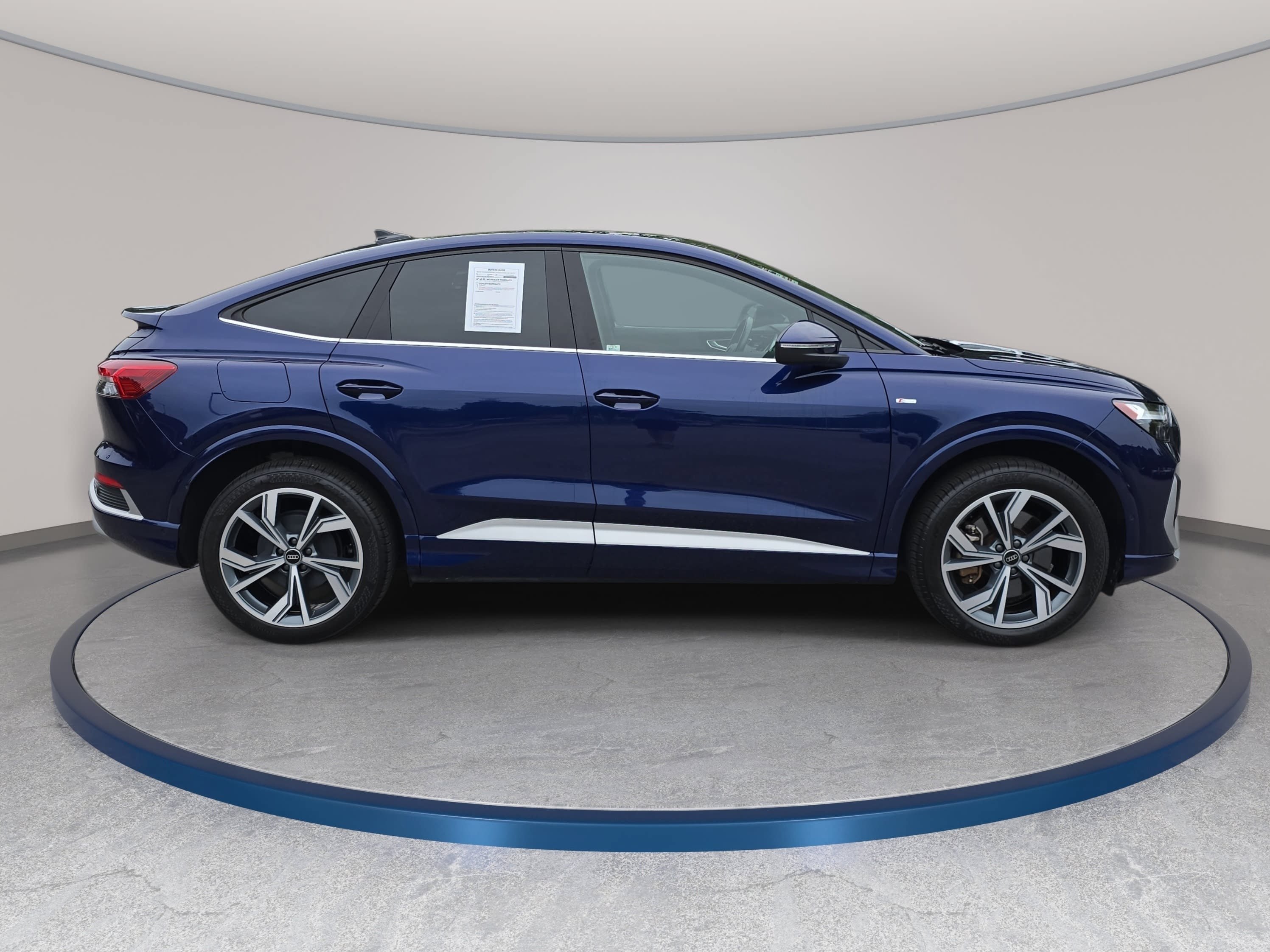 Used 2023 Audi Q4 e-tron Premium Plus AWD/4WD image 4