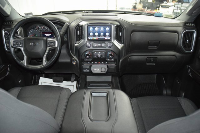 Used 2020 Chevrolet Silverado 1500 RST image 30