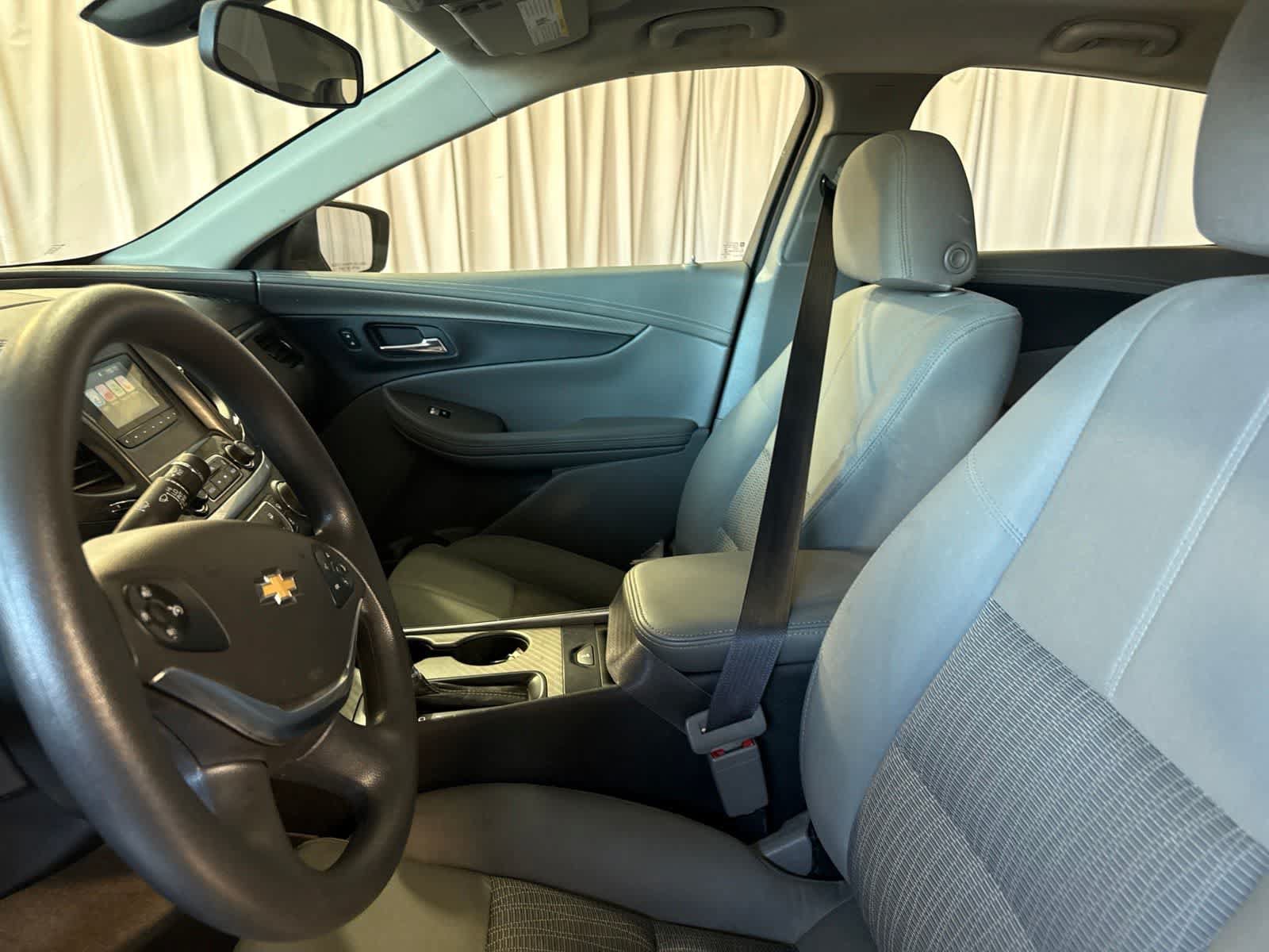 Used 2017 Chevrolet Impala LS FWD image 19