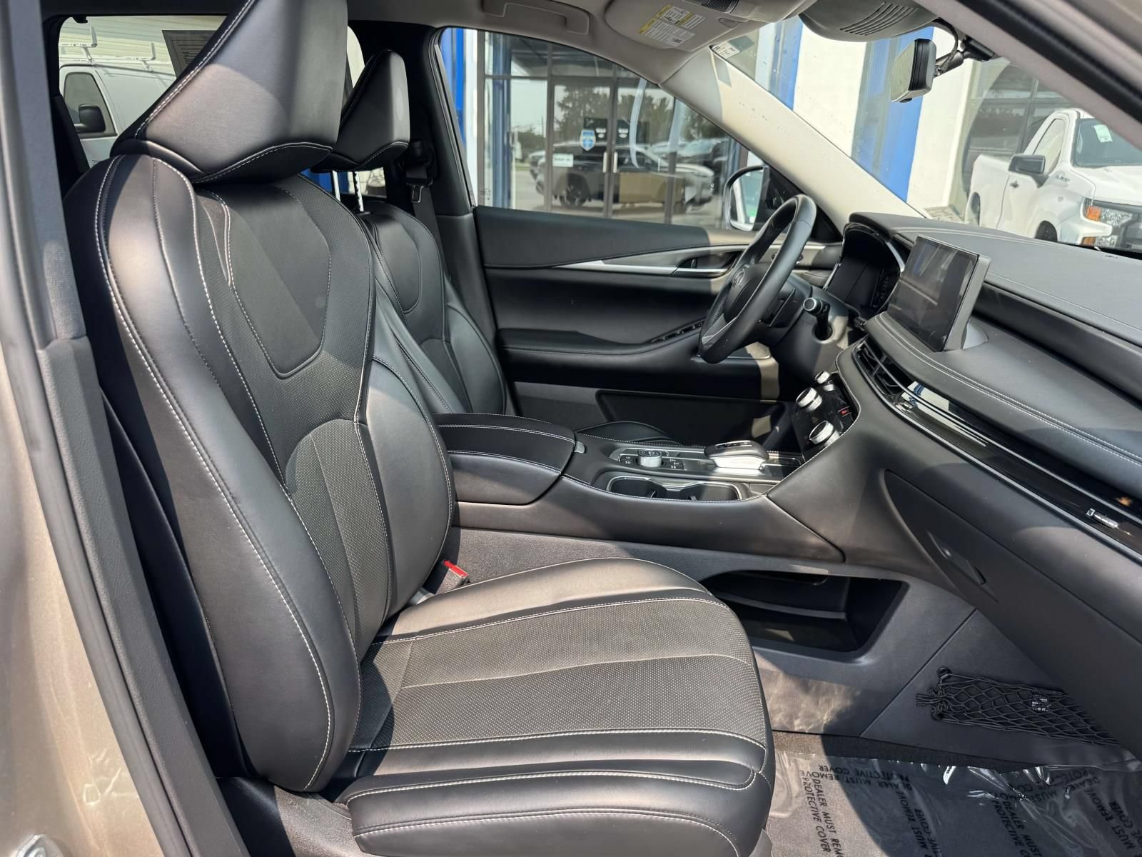 Used 2023 INFINITI QX60 Luxe w/ Cargo Package AWD/4WD image 28