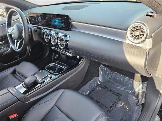 Used 2022 Mercedes-Benz A 220 image 20