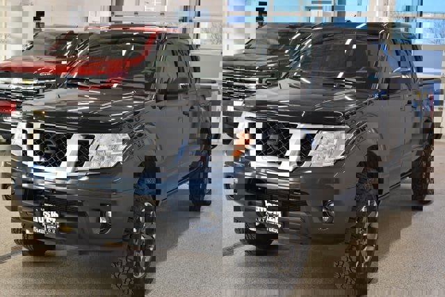 Used 2016 Nissan Frontier Desert Runner image 9