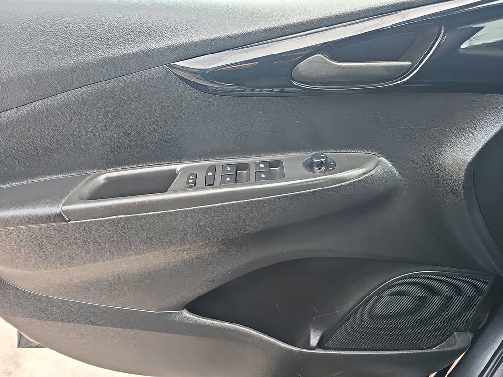 Used 2021 Chevrolet Spark LT image 26
