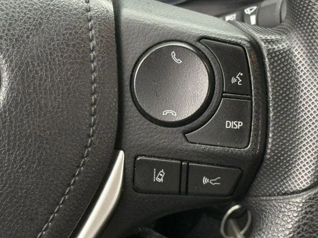 Used 2017 Toyota Corolla LE FWD image 15