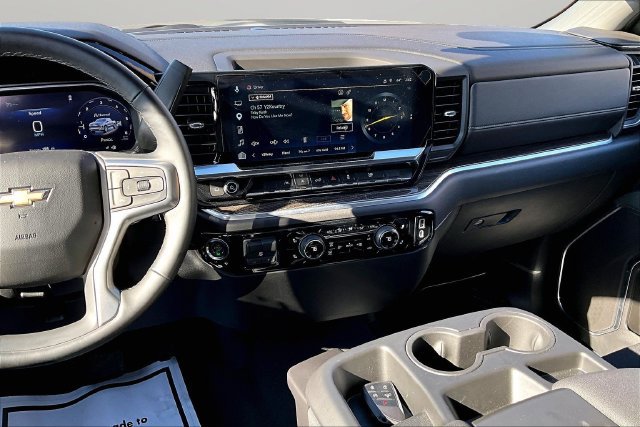 Used 2026 Chevrolet Silverado 1500 LT AWD/4WD image 6