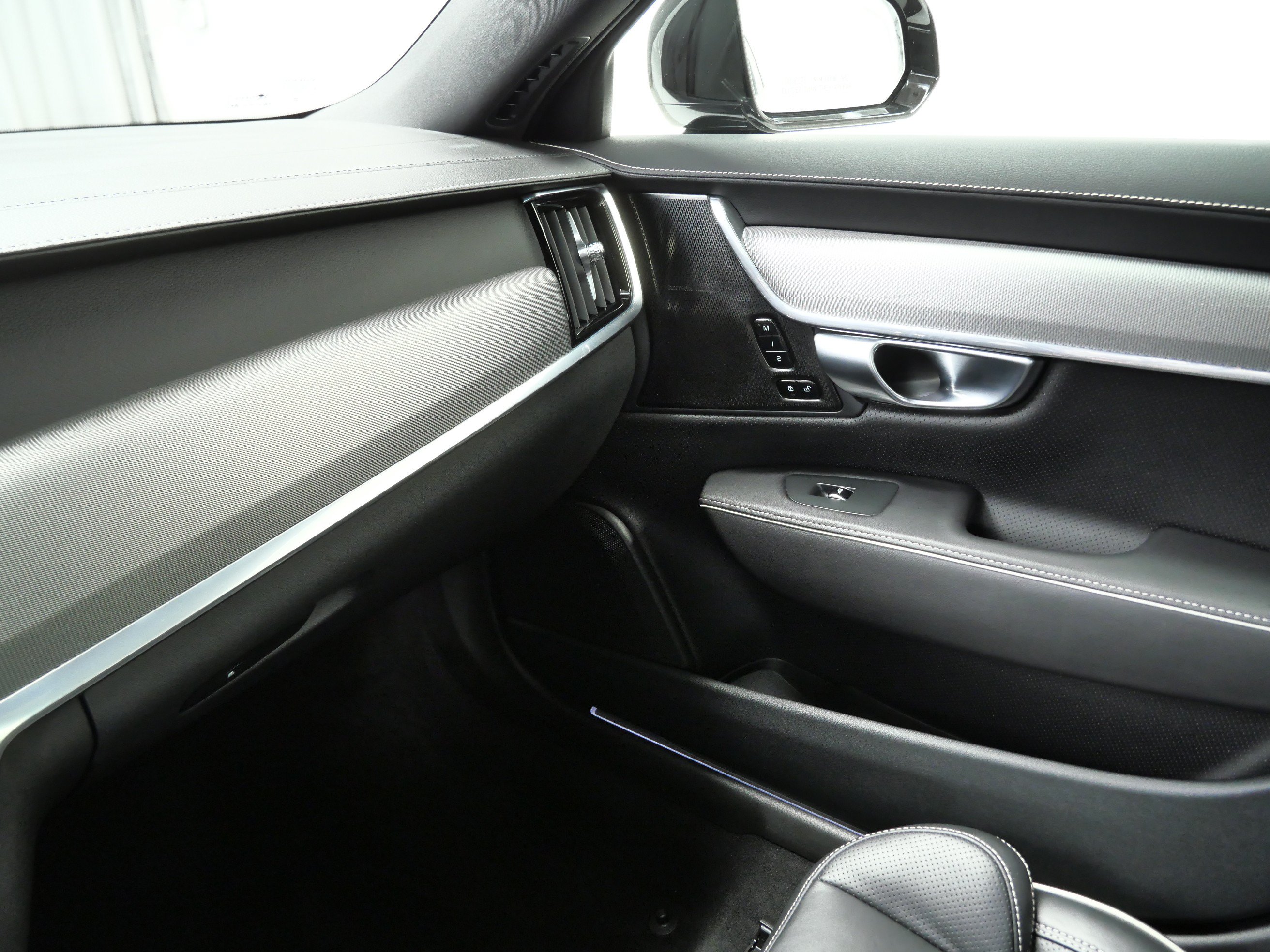 Used 2020 Volvo S90 T6 R-Design AWD/4WD image 20