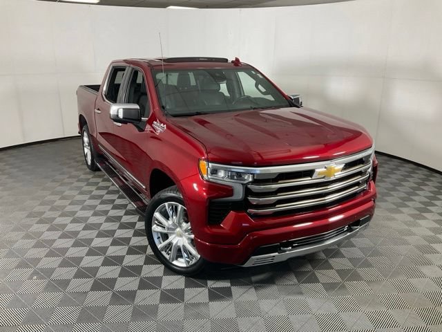 Used 2022 Chevrolet Silverado 1500 High Country w/ High Country Premium Package AWD/4WD image 45