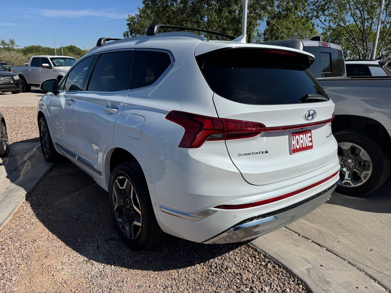 Used 2021 Hyundai Santa Fe Calligraphy AWD/4WD image 3