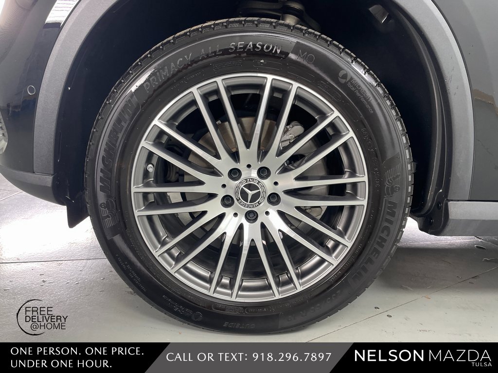 Used 2024 Mercedes-Benz GLC 300 4MATIC image 11