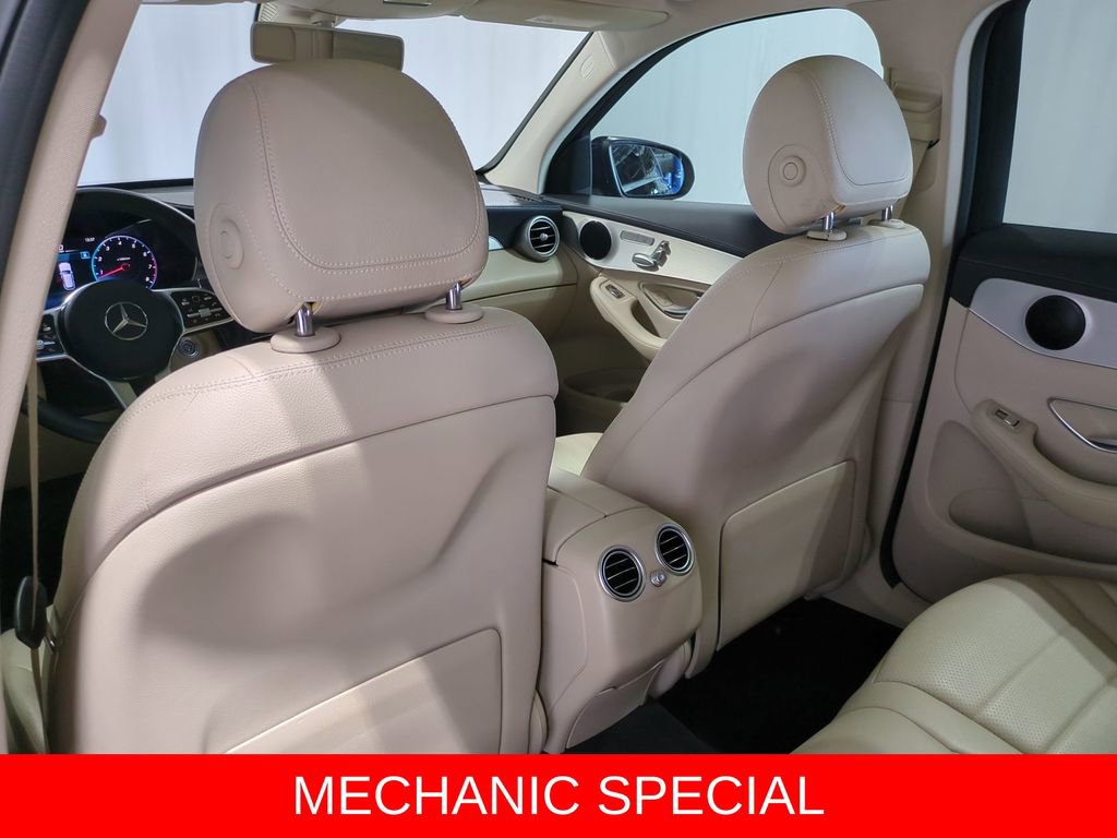 Used 2020 Mercedes-Benz GLC 300 w/ Parking Assistance Package image 16