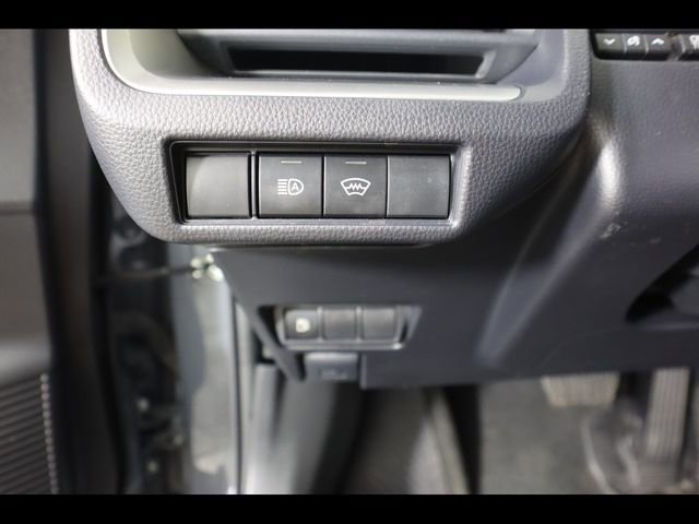 Used 2024 Toyota Prius LE FWD image 20