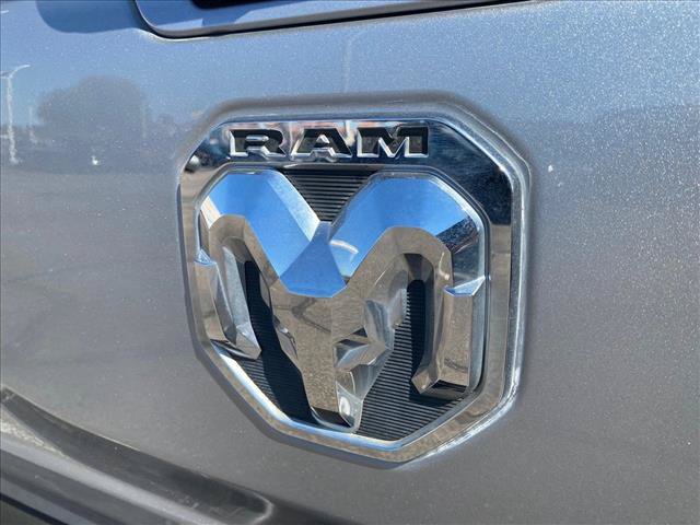 Used 2021 RAM 1500 Laramie w/ Sport Appearance Package AWD/4WD image 17
