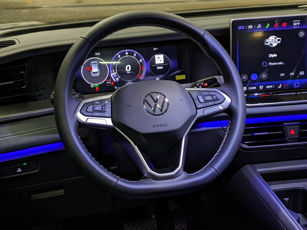 New 2026 Volkswagen Tiguan SE AWD/4WD image 14