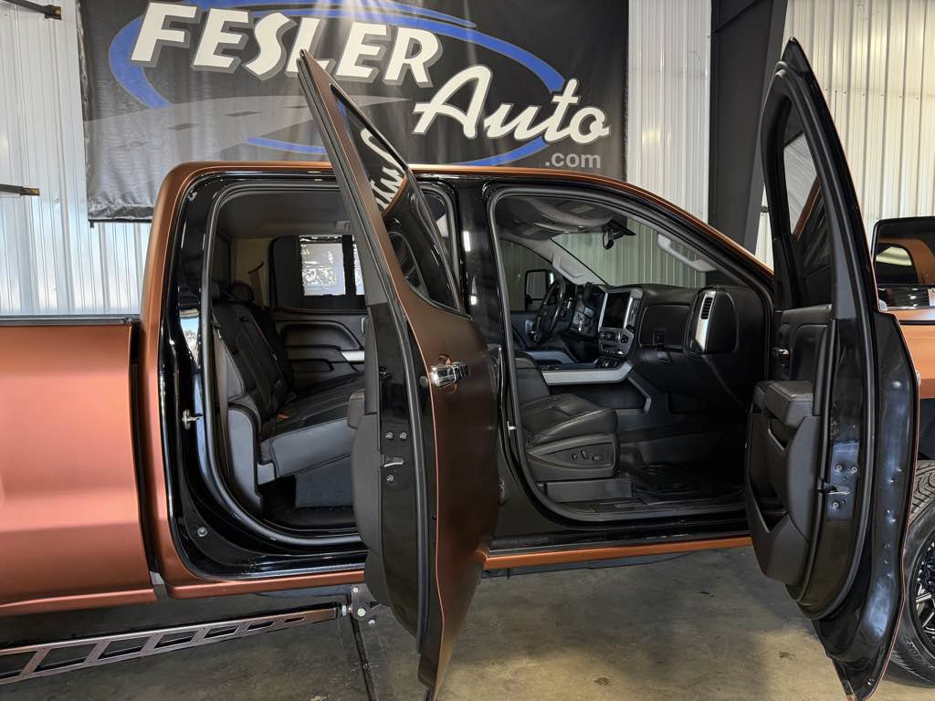 Used 2017 Chevrolet Silverado 2500 LTZ w/ Duramax Plus Package AWD/4WD image 4