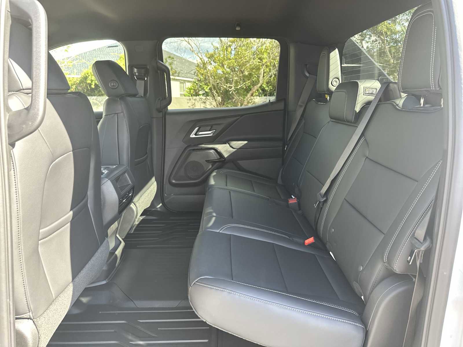 New 2026 Chevrolet Silverado EV LT image 17