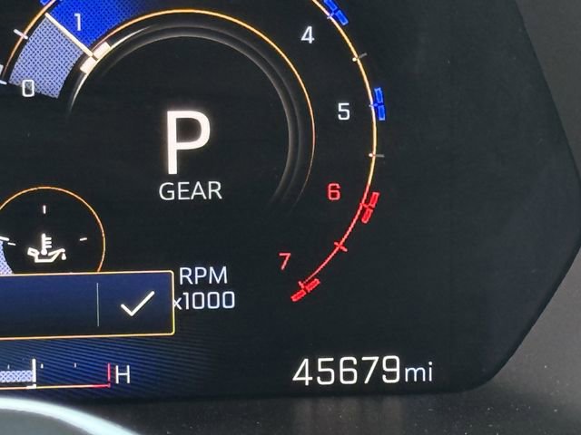 Used 2024 Chevrolet Colorado LT w/ LT Convenience Package II RWD image 18