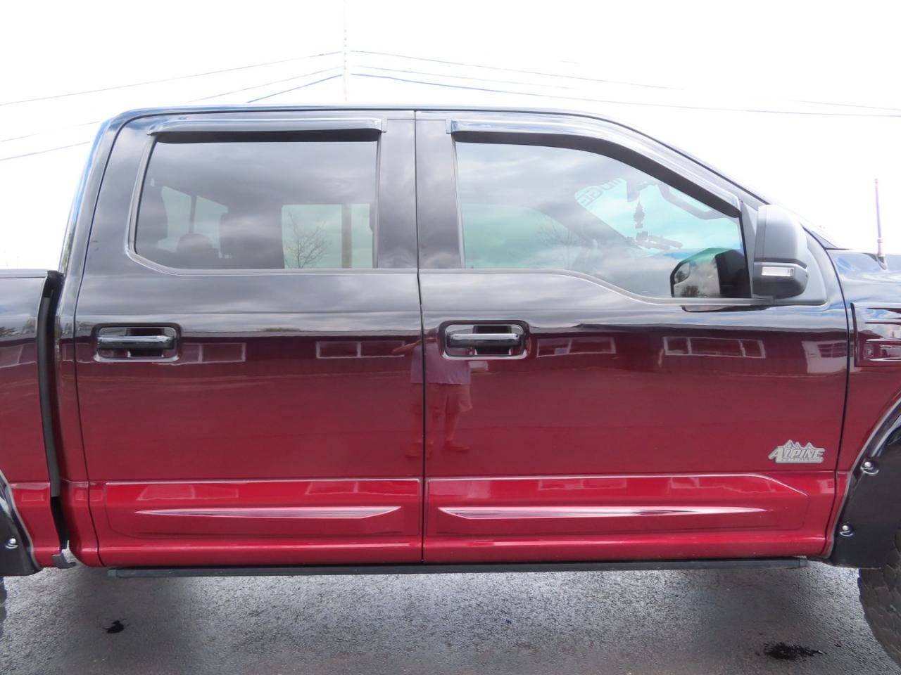 Used 2016 Ford F150 XLT w/ Equipment Group 302A Luxury AWD/4WD image 21