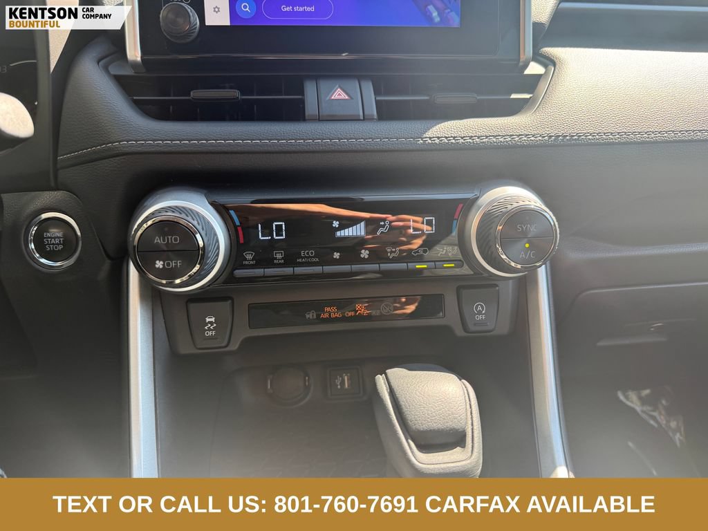 Used 2025 Toyota RAV4 XLE AWD/4WD image 23