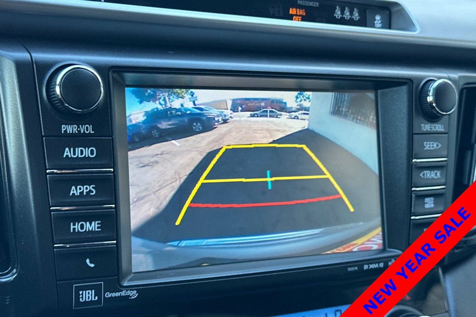 Used 2018 Toyota RAV4 Limited image 20